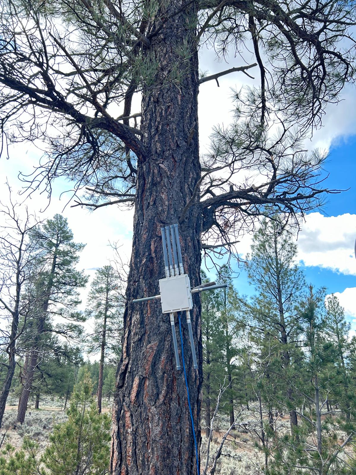 SwiftNet Fortress — Weatherproof IP66 5G Router for Barns, Job Sites & Remote Property Device Only